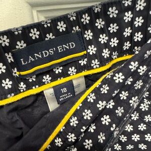 Navy and white skort size 18